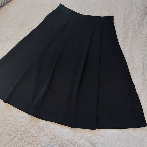 Black a-line skirt ♡🩰 - Picture 4 of 8